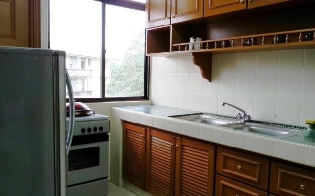 Jinhold Hotel & Serviced Apartment