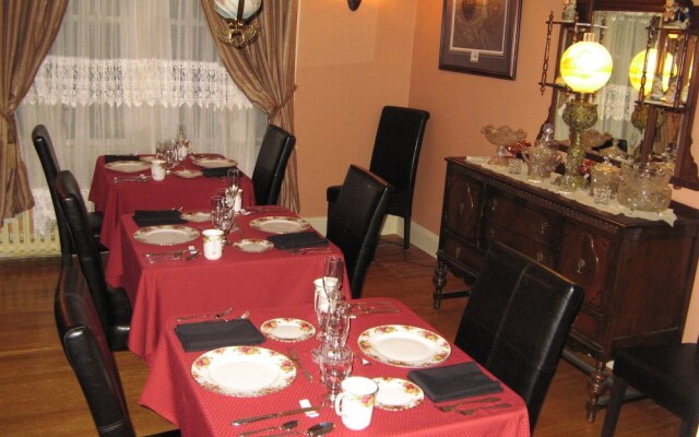 Baccalieu Trail Bed and Breakfast Fine Dining Restaurant