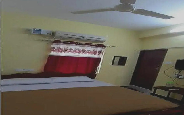 Spot On 701334 Shappy Inn Koyambedu