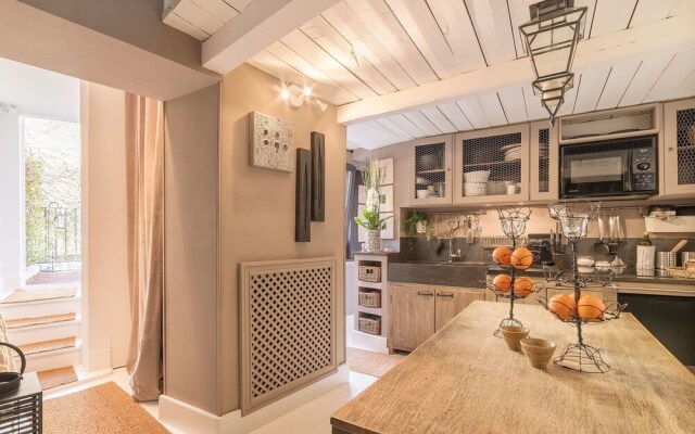 Navona Luxury & Charming Apartment