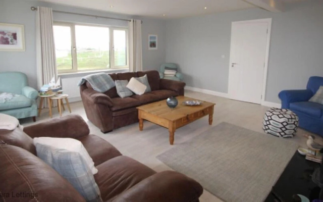 Mannin Bay Beach House