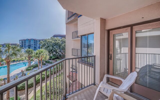 Yacht Club 7536 by Vtrips