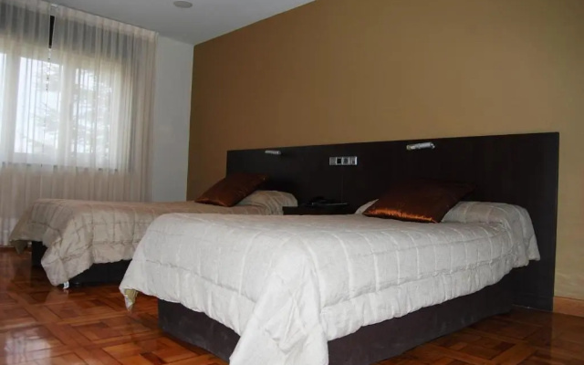 Hotel Santa Barbara