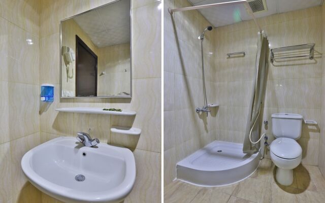 Oyo 425 Hotel Manazil Alfouz