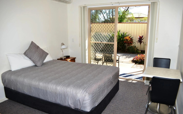 Redland Bay Motel – Guest Rooms – Redland Bay