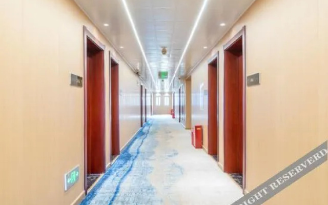 Yintong  Holiday  Inn(Tai'an Fangte Branch)