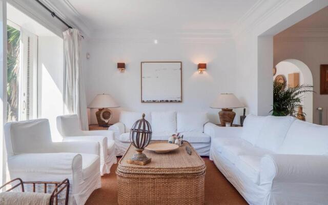 Charming 4bedroom Villa in Los Monteros Beach