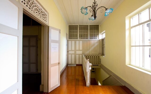 Charoendee Boutique Hostel