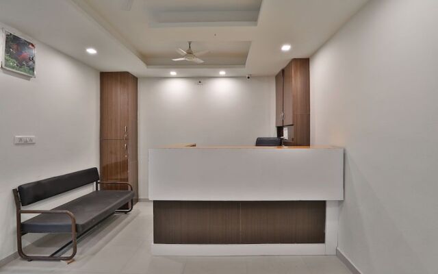 OYO 42047 Hotel Skyland