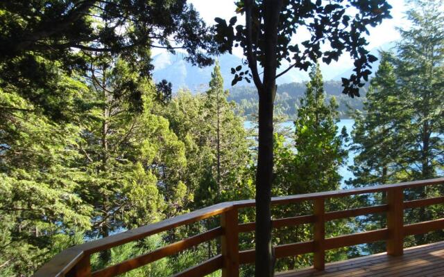 Peninsula Petit Hotel