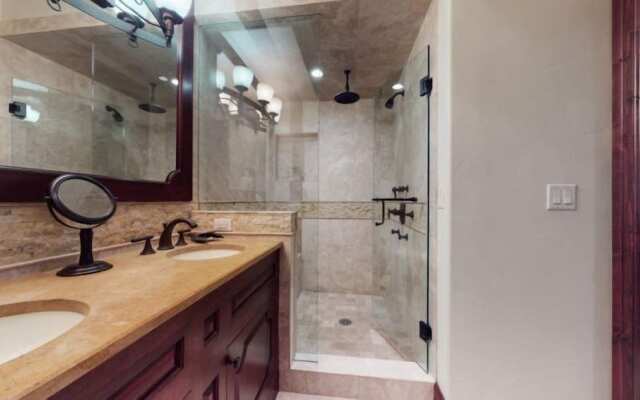 Ski-In, Ski-Out 4 Bedroom Luxury Townhome in Snowmass Village