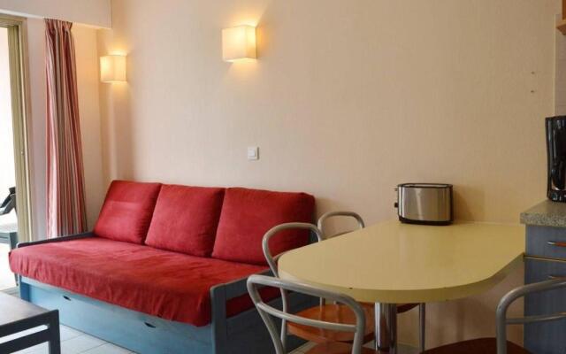 Appartement Golfe Juan, 2 pièces, 4 personnes - FR-1-252-140