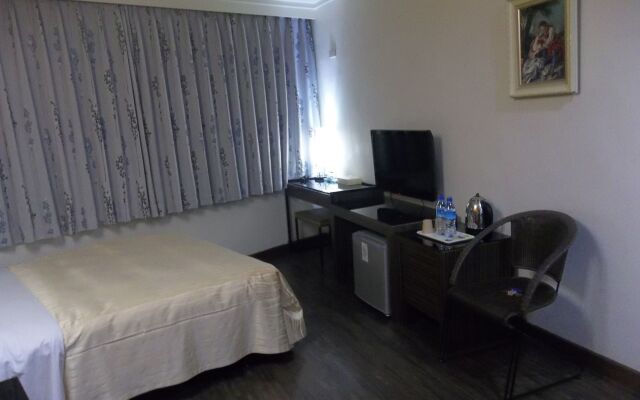 Toong Mao Kao Shang Ching Hotel