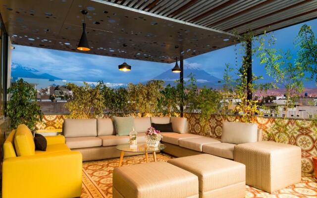 Costana 702 Hotel Boutique