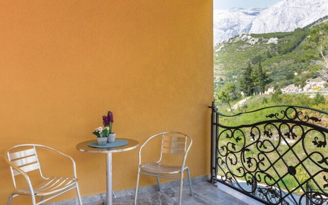 Amazing Home in Krvavica With Wifi and 2 Bedrooms