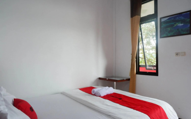 OYO 2718 Backpacker's Homestay Jlegong