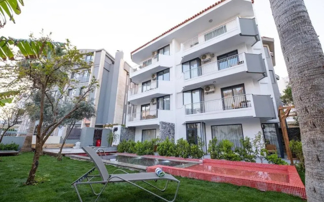 Wolf Suites