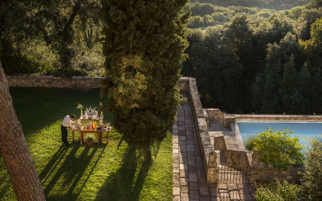 Borgo Pignano Tuscany