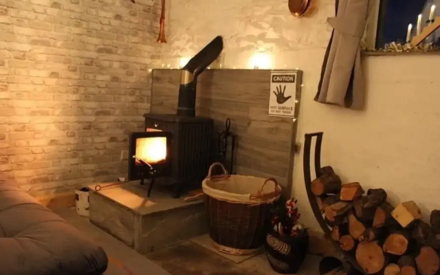 The Cuddly Cow Cosy Barn Studio Campview Farm Stay