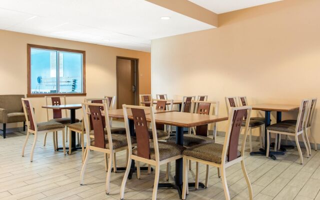 Super 8 Noblesville Indianapolis