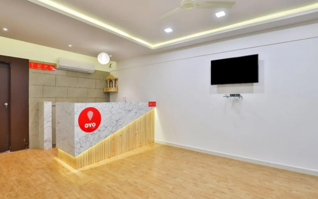 Oyo 17069 Blue Orchid