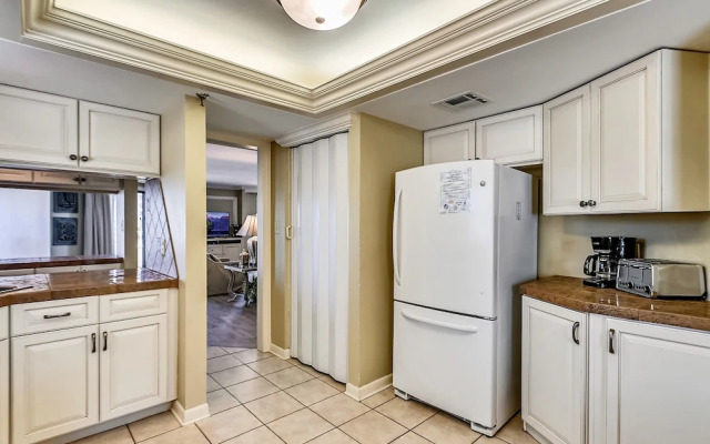 Inlet Reef 109 3 Bedroom Condo by RedAwning