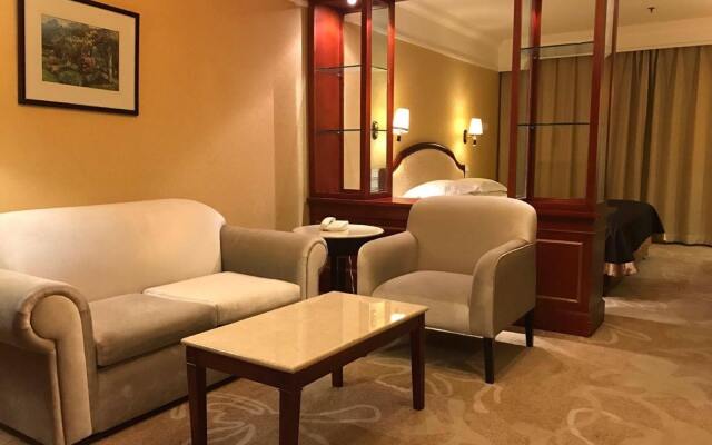 King Wing Hot Spring International Hotel