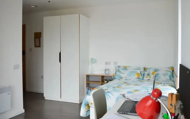 Student Only Byrom Point