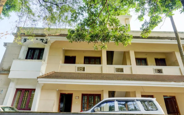 OYO 86248 Shalom Palace