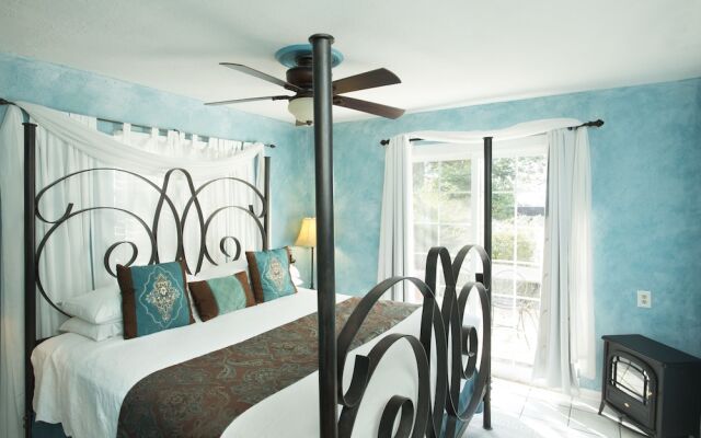 Lakehouse Bed and Breakfast