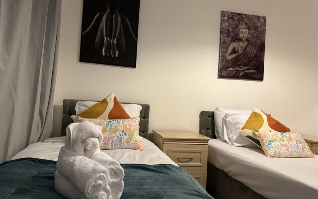 Luxurious 2-bed Apartment in Maidstone Kent