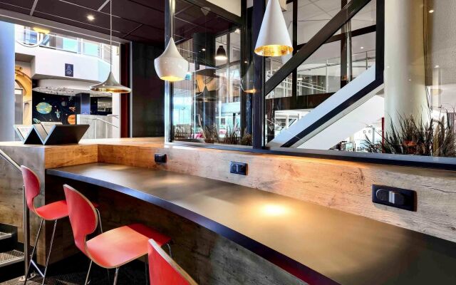 Отель ibis Site du Futuroscope