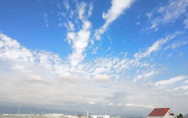 Osaka Hokko Marina Hull