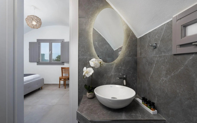 Aegean Melody Suites & Villa
