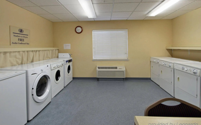 Candlewood Suites Rogers / Bentonville by IHG