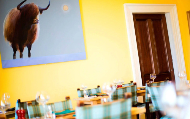 Buccleuch and Queensberry Arms Hotel