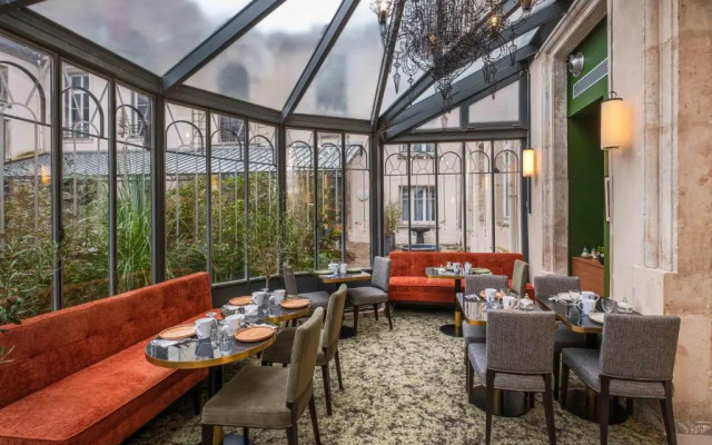 Hôtel Littéraire Stendhal et Spa