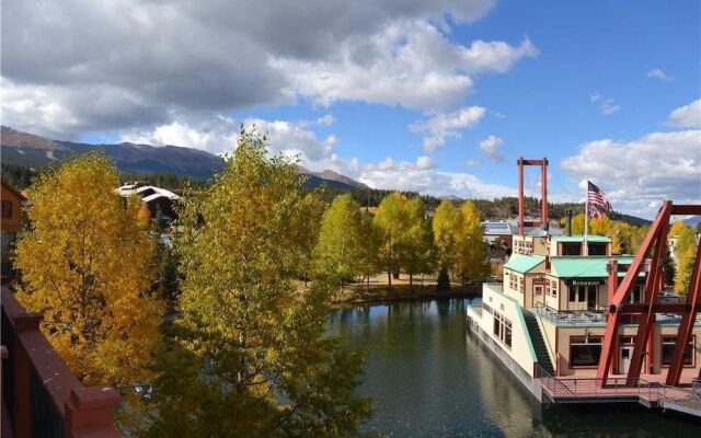 Der Steiermark Unit 114 by RedAwning