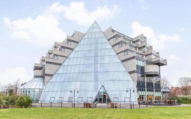 Leonardo Royal Southampton Grand Harbour