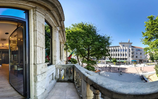 EfBet Hotel