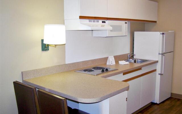 Extended Stay America Select Suites Chicago Westmont Oak Brook