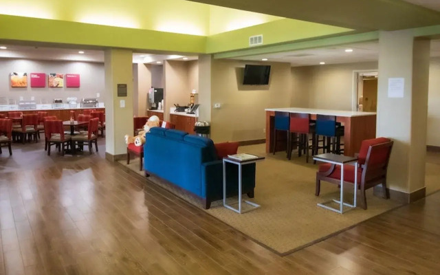 Comfort Suites Marysville - Yuba City