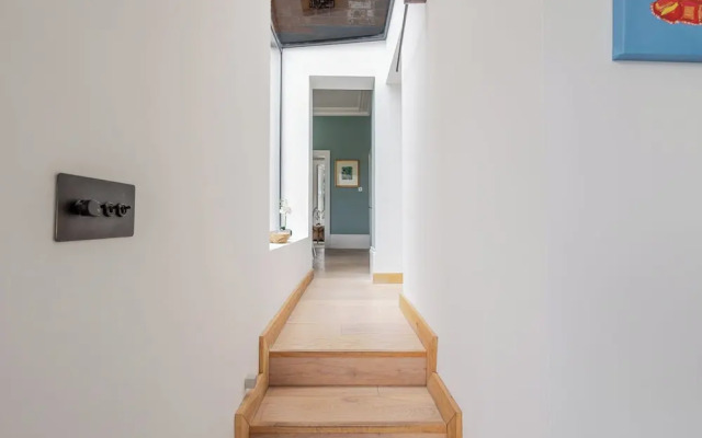 Stylish 5BD Townhouse in Leamington Spa