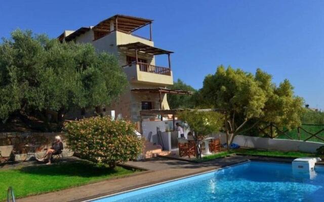 The Traditional Homes of Crete - Almond Tree Villas