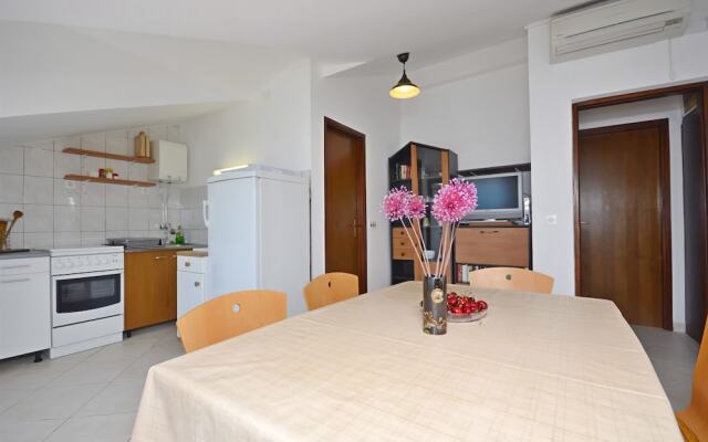 Apartment Neda