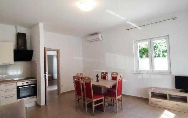 Apartments Lidija