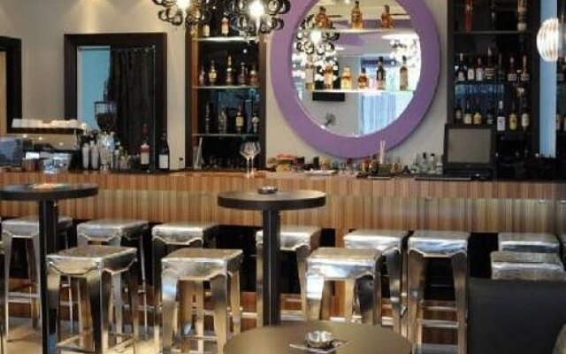 Dellagio Hotel