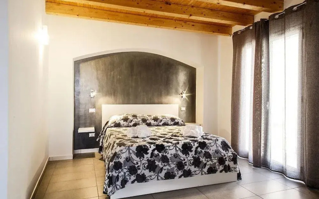 B&B Opera Suites