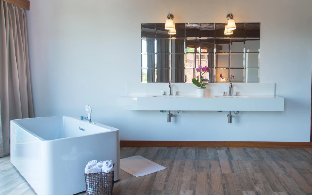 La Pedrera Small Hotel & Spa
