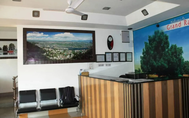 Grand Rayan Hotel